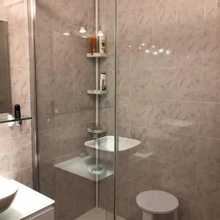 公寓 Quiet And Cozy 1br Close To And Services Saint-Raphaël