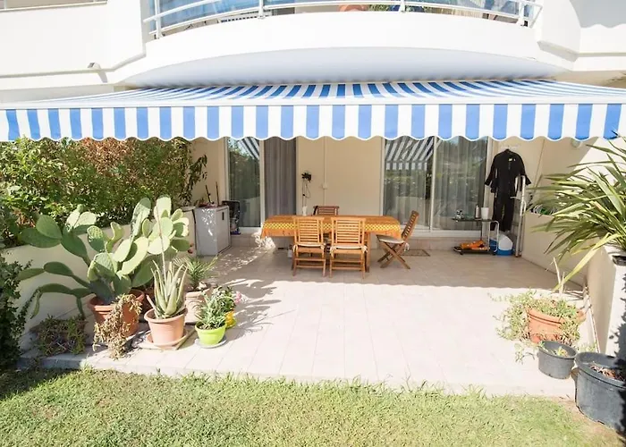 Quiet And Cozy 1br Close To And Services Διαμέρισμα Saint-Raphaël