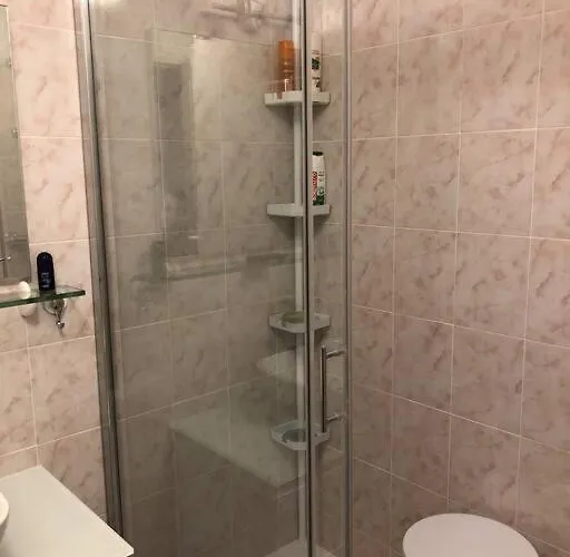 Quiet And Cozy 1br Close To And Services Διαμέρισμα Saint-Raphaël