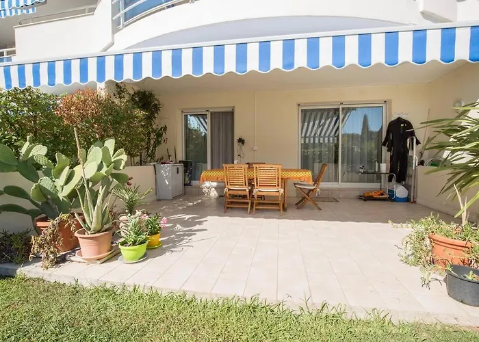 Quiet And Cozy 1br Close To And Services Saint-Raphaël