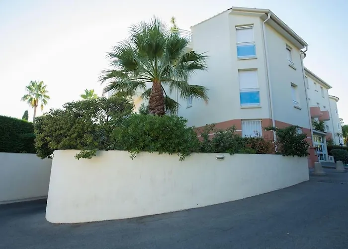 Διαμέρισμα Quiet And Cozy 1br Close To And Services